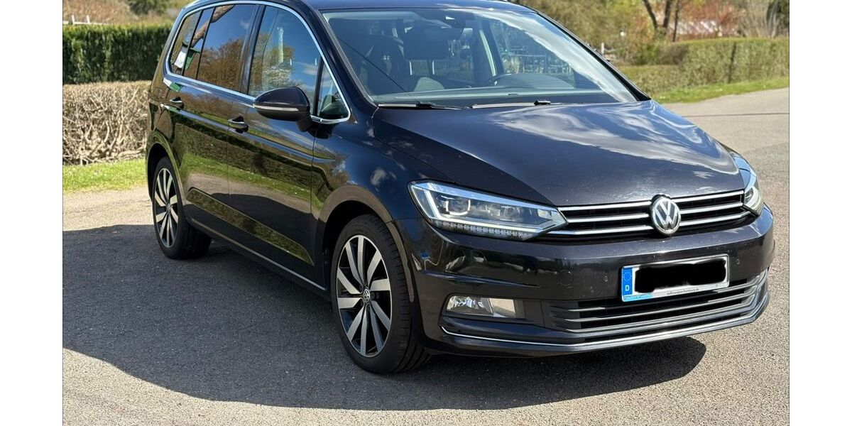 VW Touran 187.000 km 17.299 &euro; Hamburg 20535