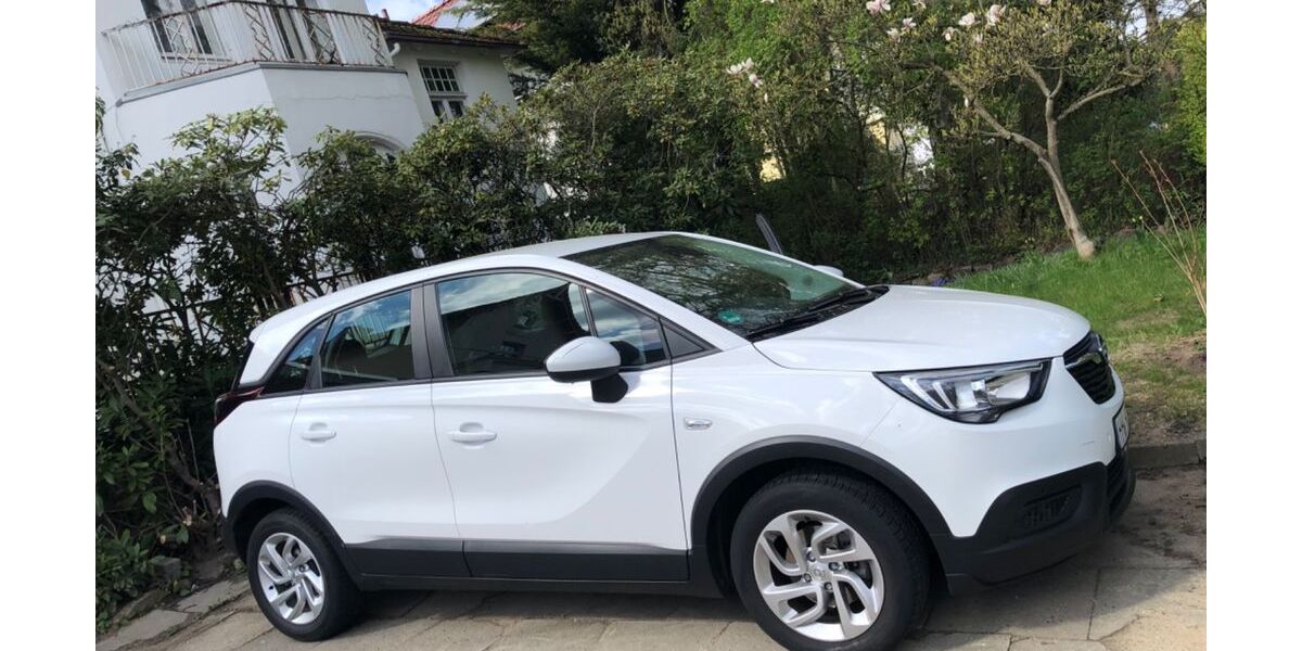 Opel Crossland (X) 41.820 km 13.999 &euro; Hamburg 22149