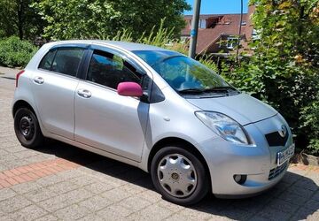 Toyota Yaris 170.000 km 2.900 &euro; Hamburg 21035