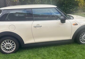 Mini ONE 145.000 km 7.200 &euro; Bargfeld-Stegen 23863