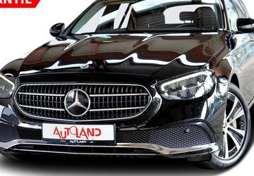 Mercedes-Benz E 300 56.123 km 33.990 &euro; Hamburg 22761