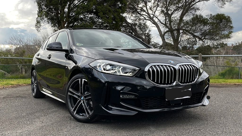 BMW 118 58.000 km 17.900 &euro; Hamburg 20148