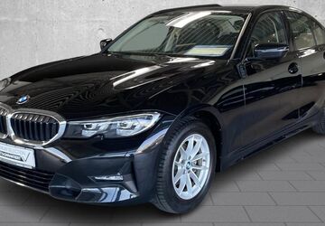 BMW 318 7.472 km 27.885 &euro; Ahrensburg 22926