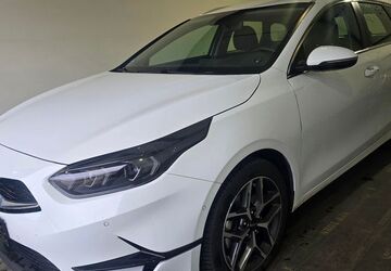 Kia ceed Sportswagon 130.000 km 17.450 &euro; Hamburg 21079