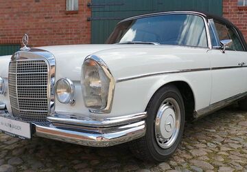 Mercedes-Benz 280 21.790 km 129.500 &euro; Hamburg 22047