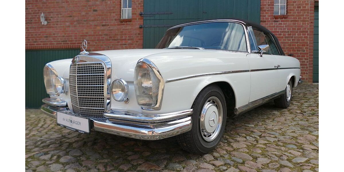 Mercedes-Benz 280 21.790 km 129.500 &euro; Hamburg 22047