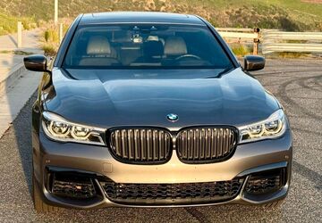 BMW 750 78.000 km 22.400 &euro; Hamburg, Germany 20099