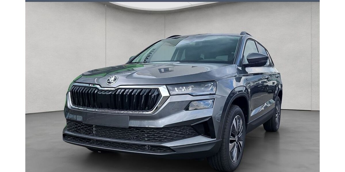 Skoda Karoq 5.619 km 34.790 &euro; Hamburg 21029
