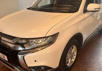 Mitsubishi Outlander 88.972 km 17.850 &euro; Hamburg-Neugraben 21149