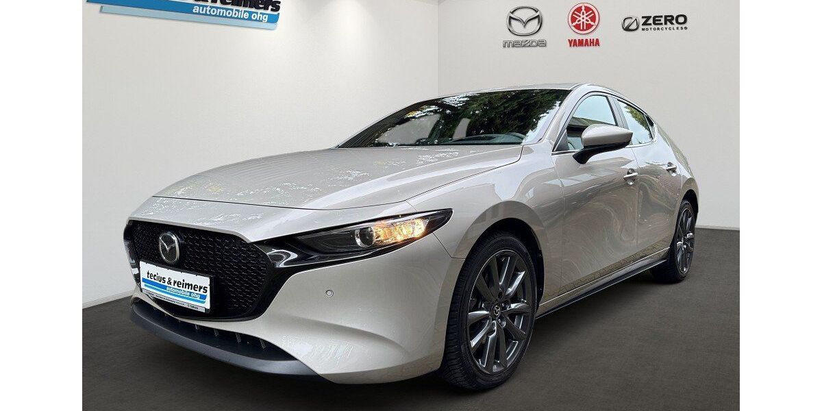 Mazda 3 21.152 km 23.245 &euro; Hamburg 22457