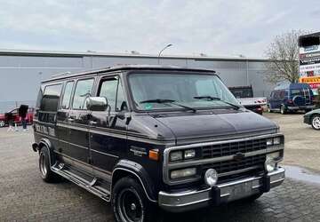 Chevrolet Chevy Van 158.000 km 24.900 &euro; Barmstedt 25355