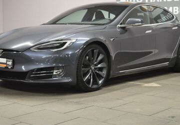 Tesla Model S 56.005 km 43.990 &euro; Schenefeld | Hamburg 22869