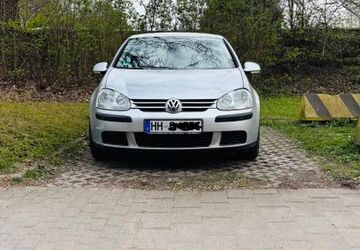 VW Golf 216.000 km 2.600 &euro; Hamburg 22119