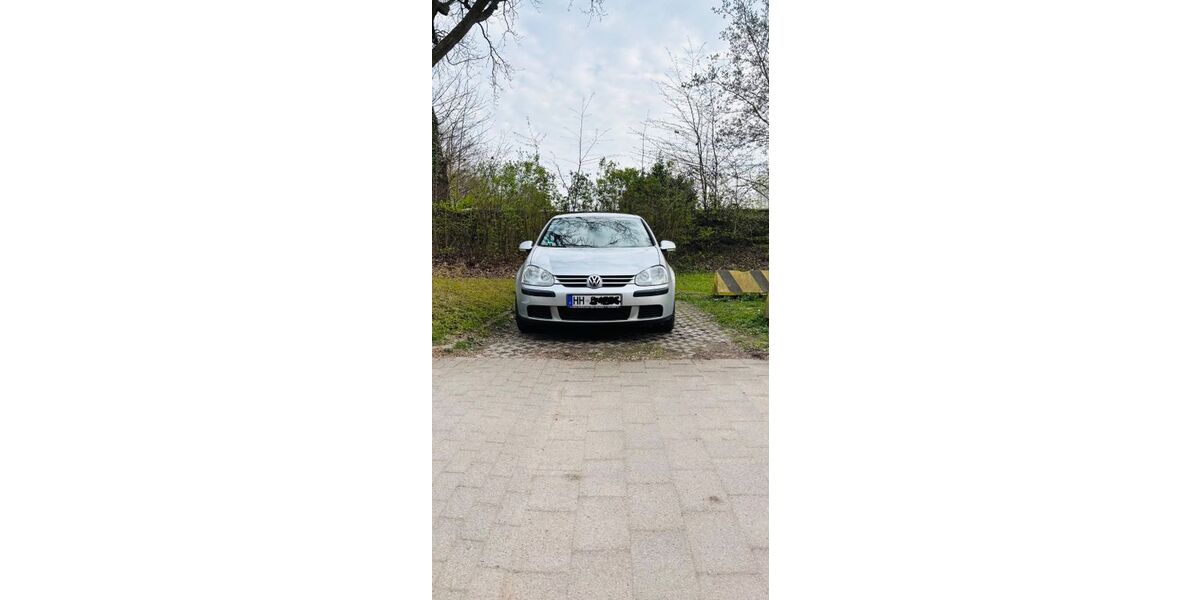 VW Golf 216.000 km 2.600 &euro; Hamburg 22119