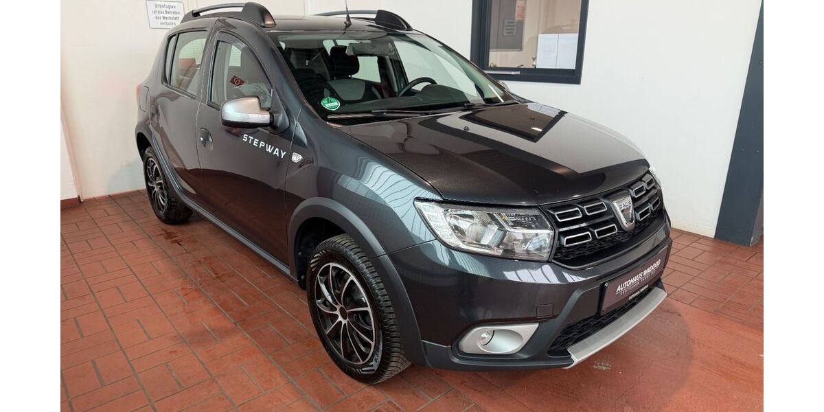 Dacia Sandero 127.042 km 8.490 &euro; Henstedt-Ulzburg (bei Hamburg) 24558