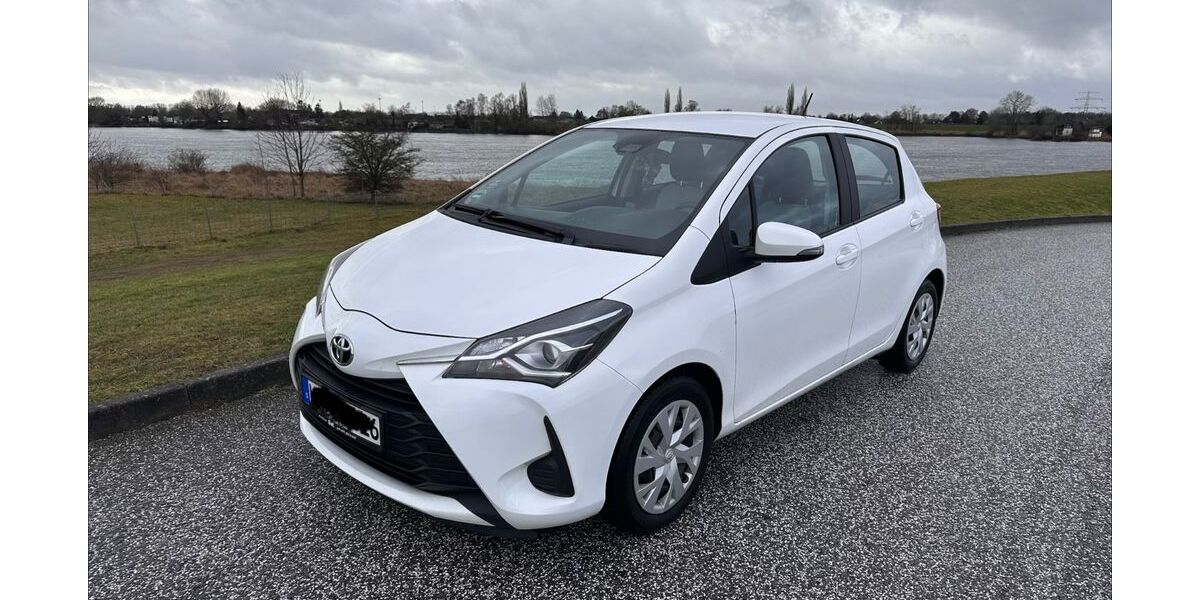 Toyota Yaris 169.535 km 7.990 &euro; Hamburg 21037