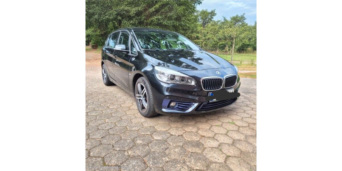 BMW 218 Active Tourer 219.000 km 6.500 &euro; Bad Bramstedt 24576