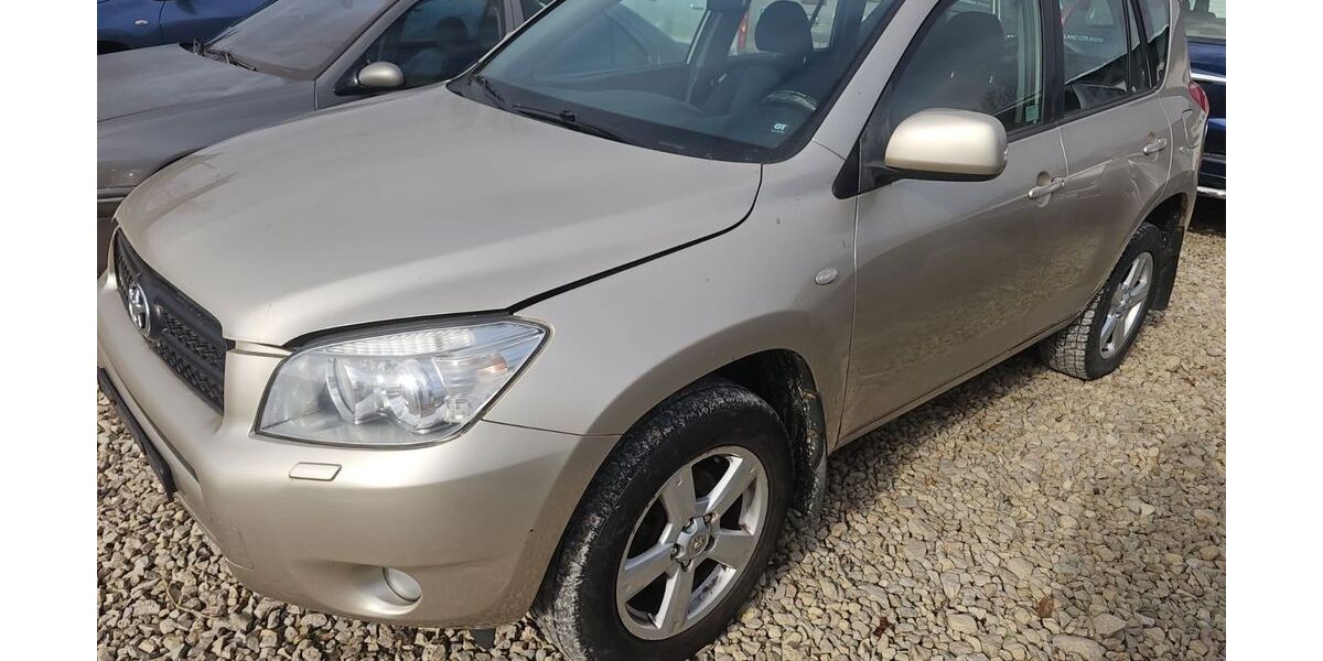 Toyota RAV 4 197.132 km 5.799 &euro; hamburg 20539