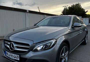 Mercedes-Benz C 250 148.000 km 18.300 &euro; Hamburg 22119