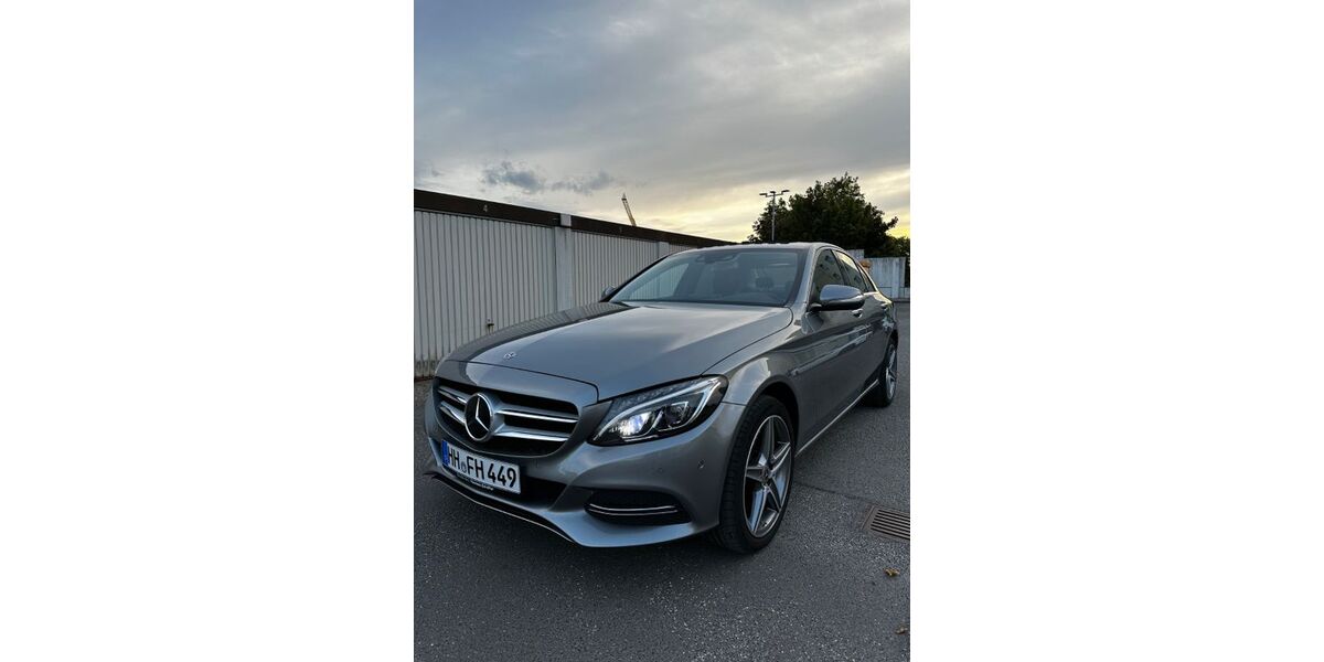 Mercedes-Benz C 250 148.000 km 18.300 &euro; Hamburg 22119