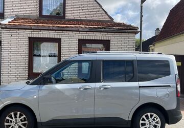Ford Tourneo Courier 14.000 km 20.900 &euro; Hamburg 22529