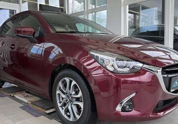 Mazda 2 66.417 km 13.950 &euro; Hamburg 22761