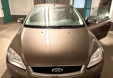 Ford Focus 245.350 km 2.300 &euro; Hamburg 20537