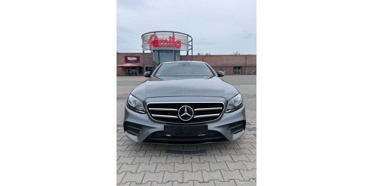 Mercedes-Benz E 350 97.258 km 27.499 &euro; Pinneberg 25421