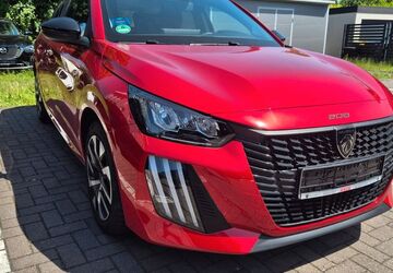 Peugeot 208 8.100 km 14.600 &euro; Norderstedt / Hamburg 22851