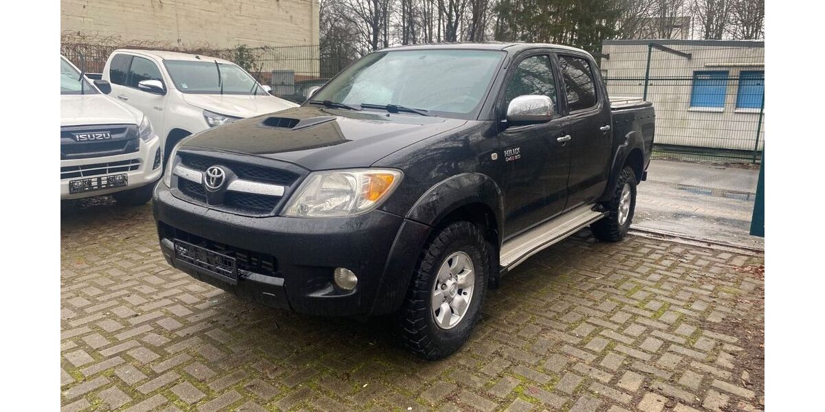 Toyota Hilux 186.400 km 12.300 &euro; Hamburg 20535