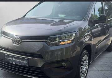 Toyota Proace City 111.882 km 20.890 &euro; Hamburg 21079