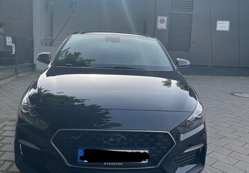 Hyundai i30 103.000 km 21.000 &euro; Hamburg 20038