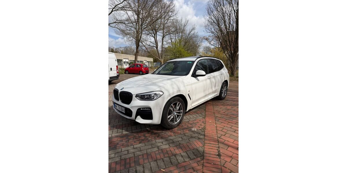 BMW X3 140.000 km 25.500 &euro; Hamburg 22399