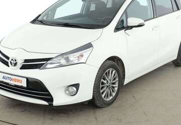 Toyota Verso 89.556 km 11.680 &euro; Hamburg 22529