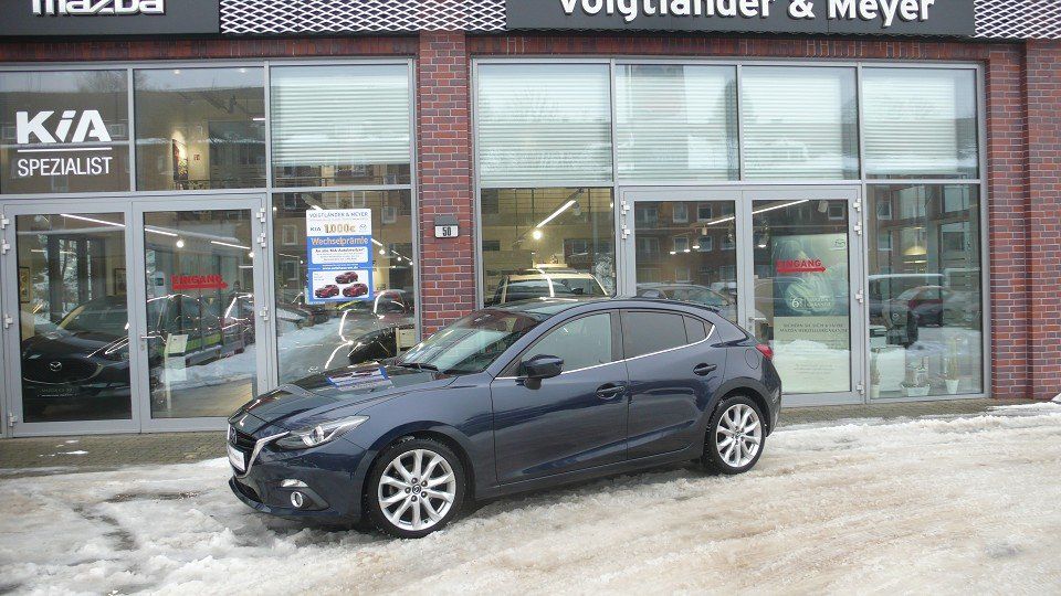 Mazda 3 88.666 km 14.885 &euro; Hamburg 22049